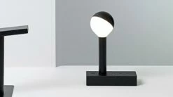 Lampe De Table W152 Busby B1